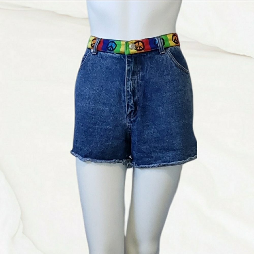 Next Issue vintage high-rise jean shorts w rainbow peace sign waistband